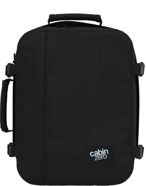 Classic Backpack 28l With Side Compression Straps And Airflow System