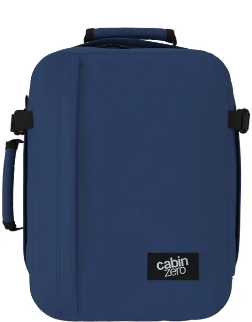 Classic Tech Backpack 28l With Water Bottle Pocket And Tracking Tag