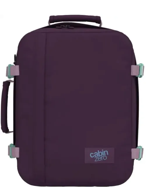 Classic Cabin Backpack 28l Midnight With Side Compression Straps And Airflow System