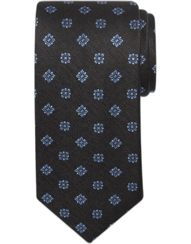 Traveler Collection Floral Medallion Tie