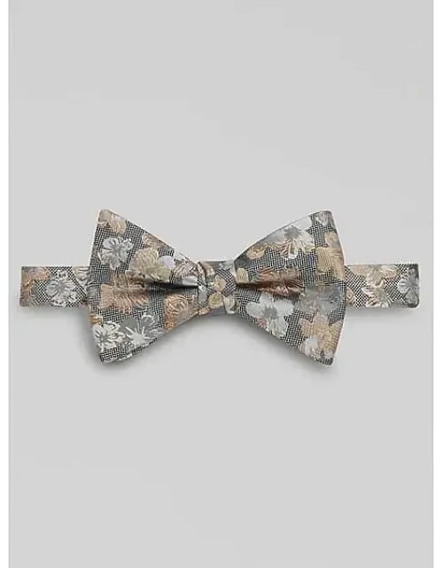 Floral Pre-tied Bow Tie With Striking Motif