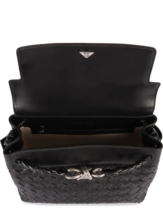 Andiamo Small Leather Messenger Bag