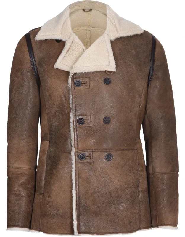 Pea Coat-valencia With Three-button Enclosure And Two Hand Warmer Pockets