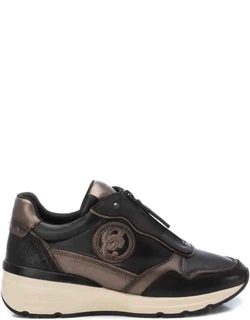 Leather Sneakers With Adjustable Lace-up Fastening And Nonslip Rubber Sole