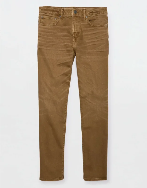 Airflex+ Slim Straight Jeans