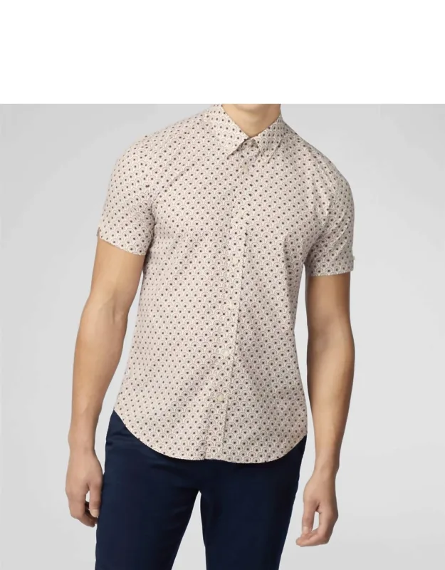 Retro Block Geo Print Short Sleeve Shirt