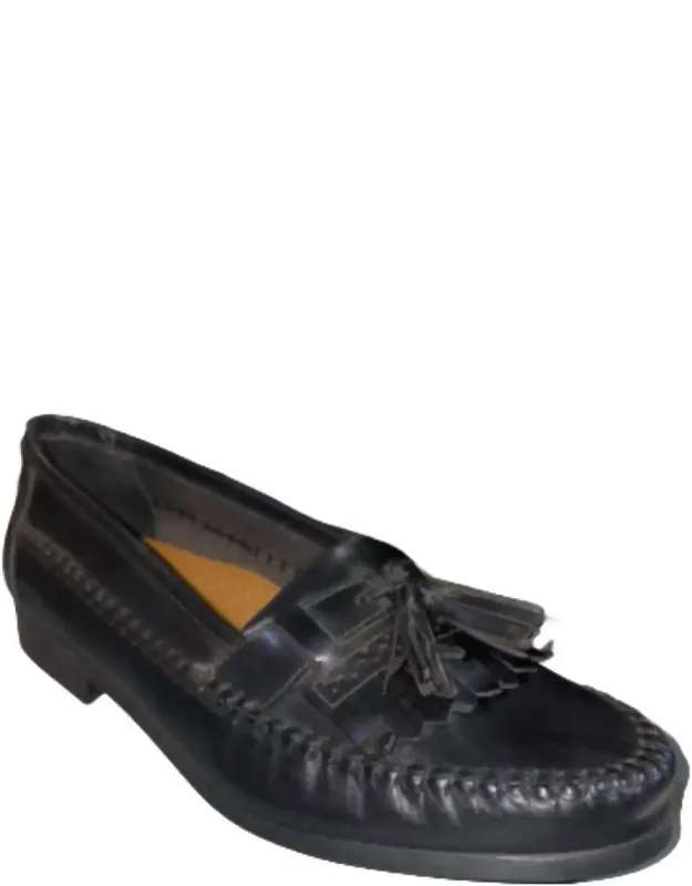 Tassel Weave Loafers