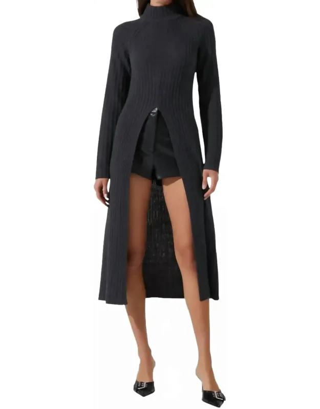 Long Sleeve Turtle Neck Sweater