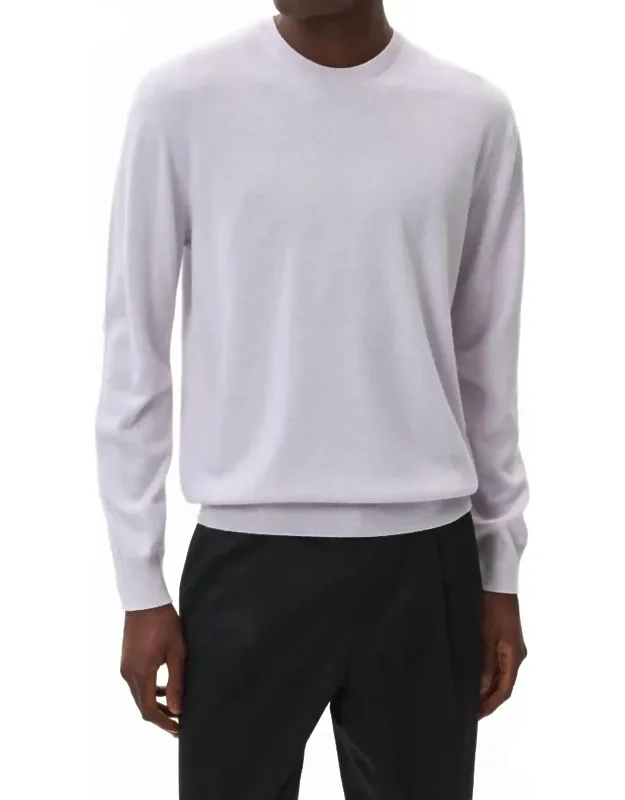 Classic Cashmere Round Neck Sweater