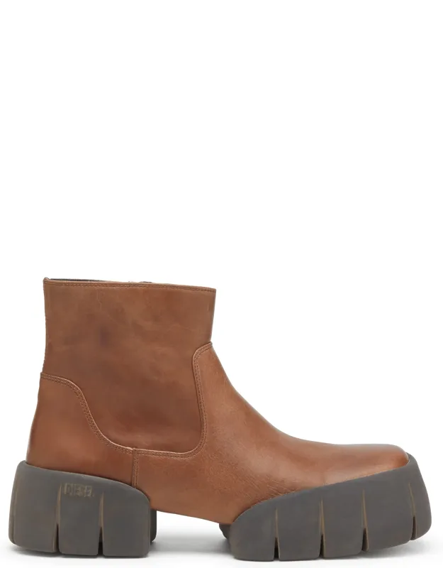 Oiled Leather Ankle Boots With Split Sole