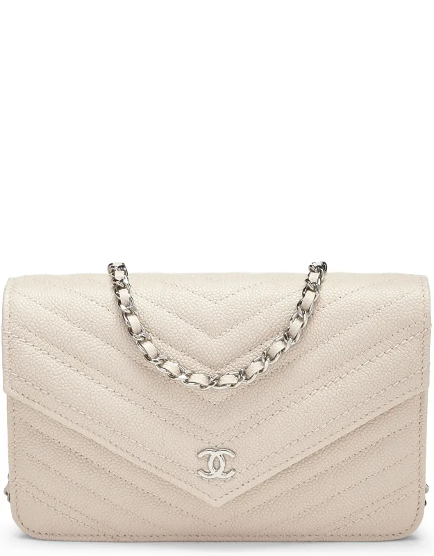 Chevron Caviar Envelope Wallet On Chain
