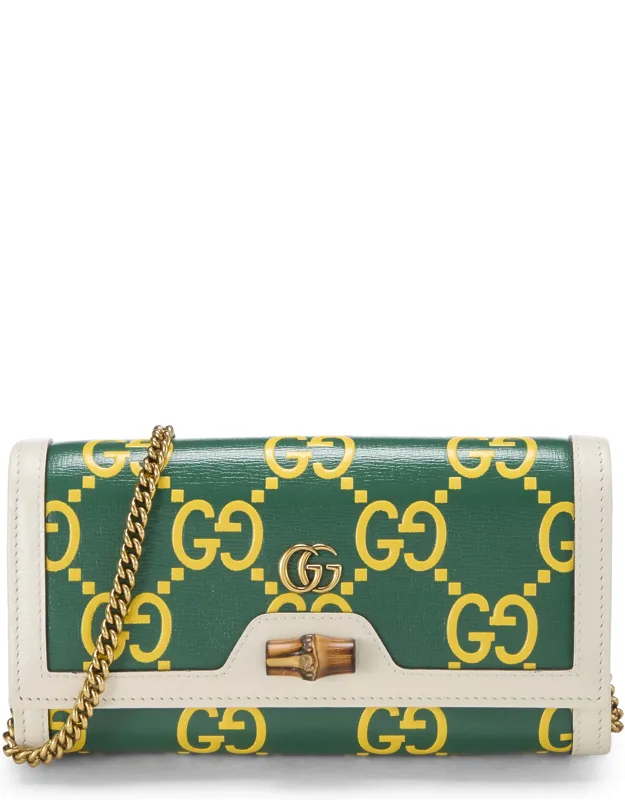 Leather Embossed Wallet On Chain