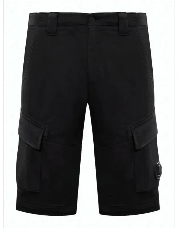 Tailored Shorts With Cargo Pockets