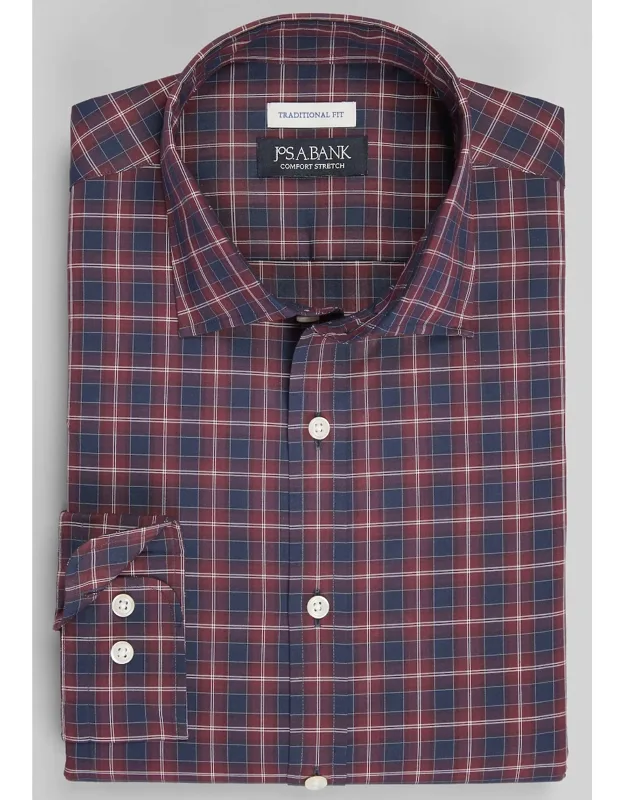 Traditional Fit Plaid Casual Shirt