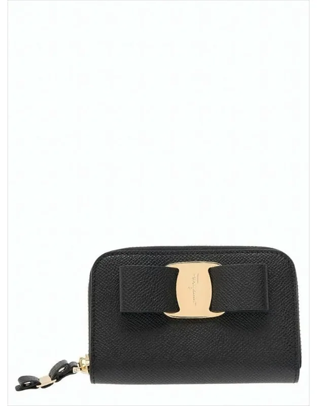 Textured Leather Wallet With Zip-around Closure