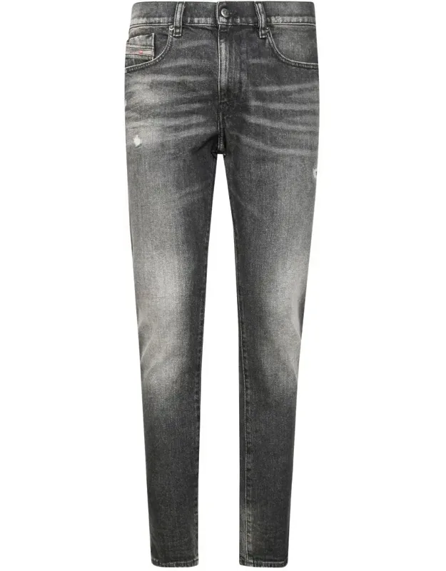 Slim-fit Distressed Jeans With Tapered Leg
