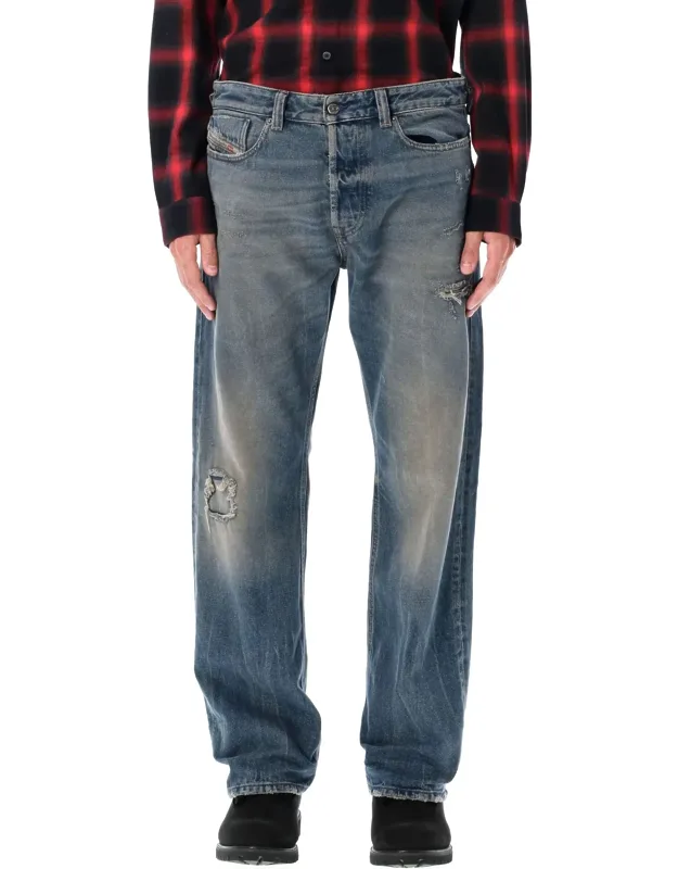 1980 D-eeper Destroyed Jeans