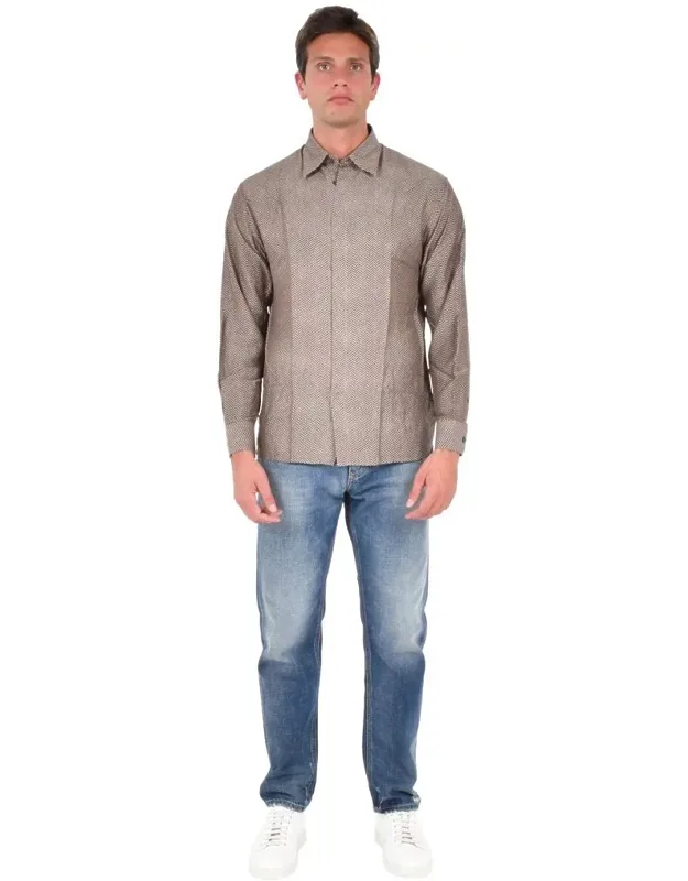 Shirt With Concealed Button Placket And Pointed Collar