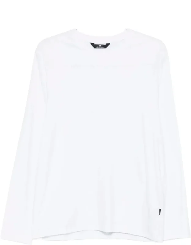 Long-sleeved T-shirt