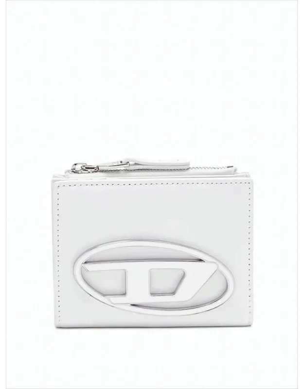 Compact Smooth Leather Wallet