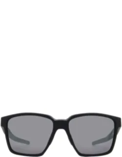 Actuator Square Sunglasses