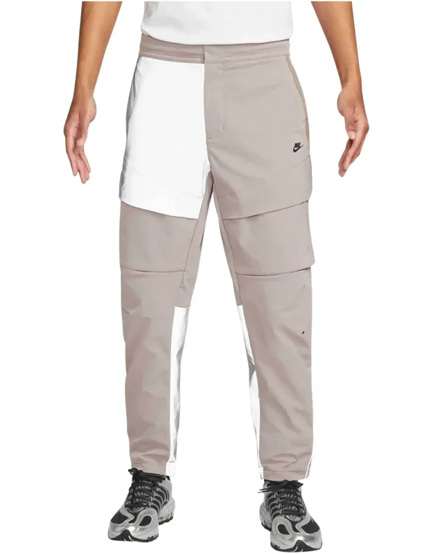 Sportswear Tech Pack Reflective Unlined Cargo Pants