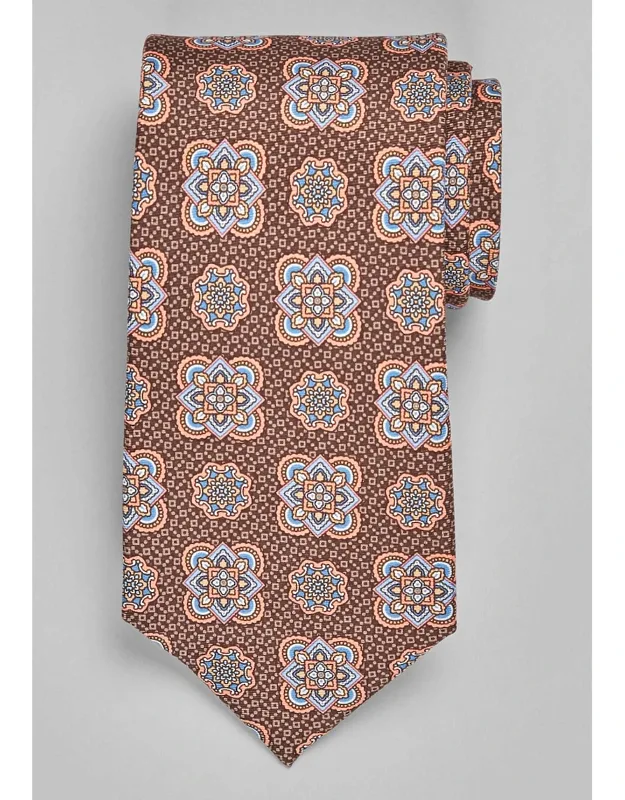 Traveler Collection Medallion Tie
