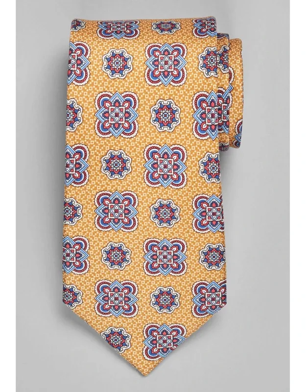 Traveler Collection Medallion Tie