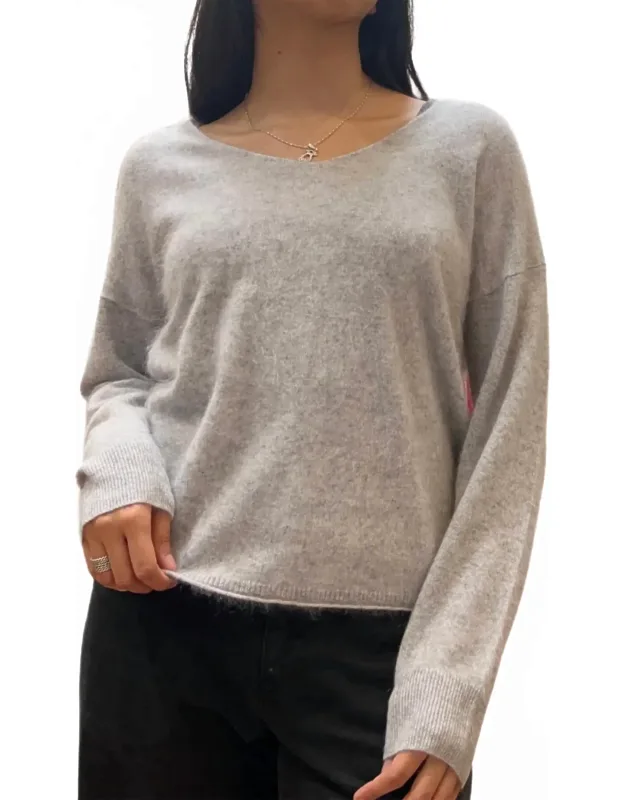 Hira V Neck Pullover Sweater